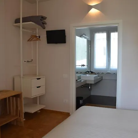 Binario Franciacorta Bed & Breakfast *